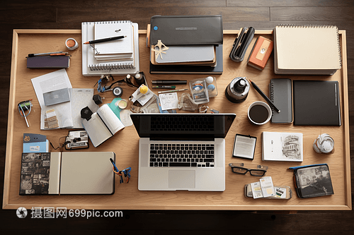 辦公桌工具與用品的擺放藝術(shù)